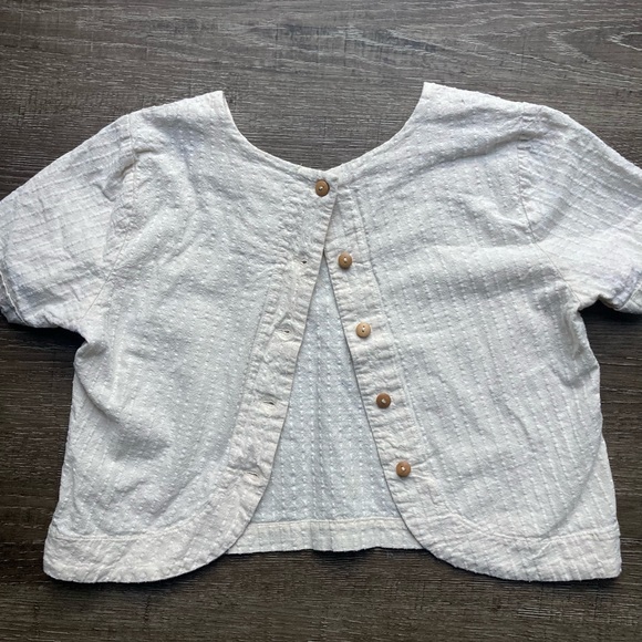 mo:vint Modern Vintage New York Cropped Cream Button Back Top Size Small - Picture 2 of 3